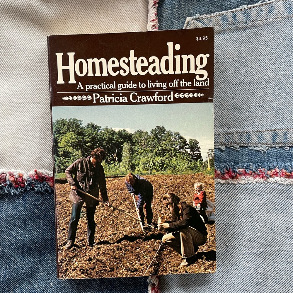 Vintage Homesteading guide to living off the land Crawford homestead Book books